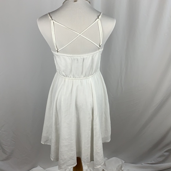 A&F White Eyelet Lined Dress with Pockets - Picture 4 of 8